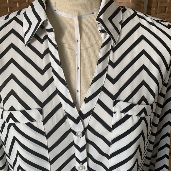 The Portofino Blouse - Picture 2 of 5